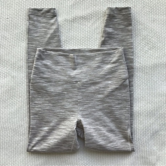 NWT Outdoor Voices Flow High Waist 7/8 Leggings in Oatmeal, S - Picture 5 of 8